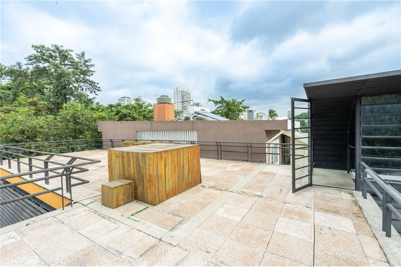 Casa com 3 dormitórios 5 vagas na Vila Madalena: 38ª foto da galeria de imagens do imóvel