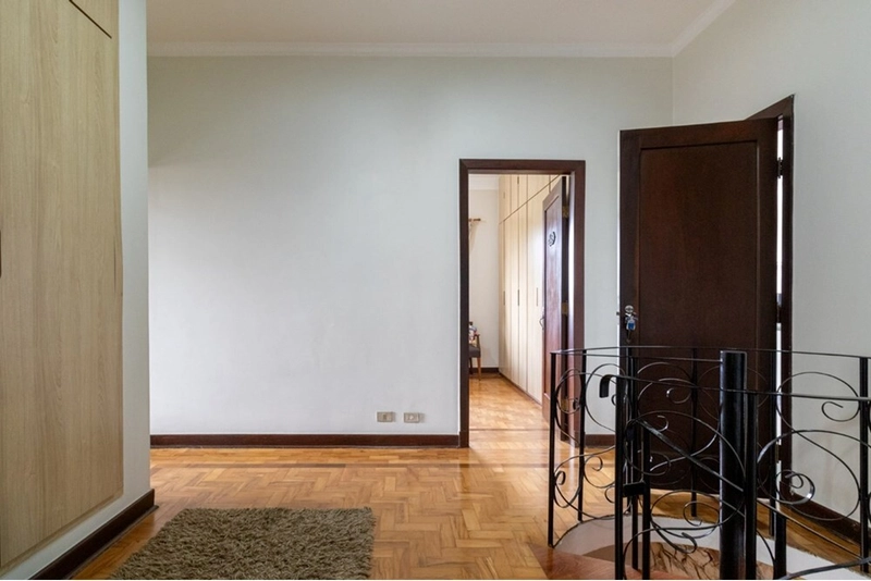 Casa 4 dormitórios no alto da Lapa 8 vagas de garagem 500 metros: 41ª foto da galeria de imagens do imóvel