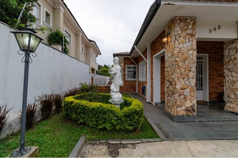 Casa 4 dormitórios no alto da Lapa 8 vagas de garagem 500 metros: 97ª foto da galeria de imagens do imóvel