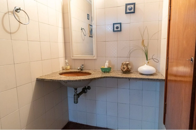 Casa 4 dormitórios no alto da Lapa 8 vagas de garagem 500 metros: 52ª foto da galeria de imagens do imóvel