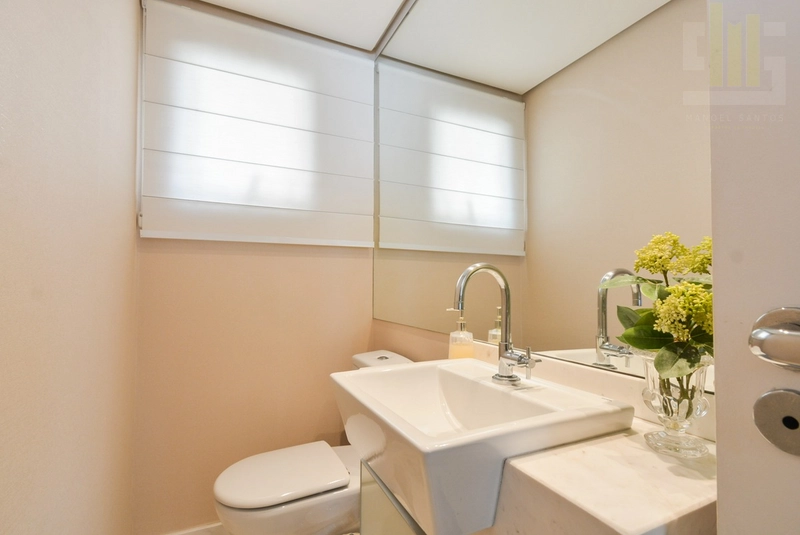 Apartamento em Perdizes, varanda, andar alto: 10ª foto da galeria de imagens do imóvel