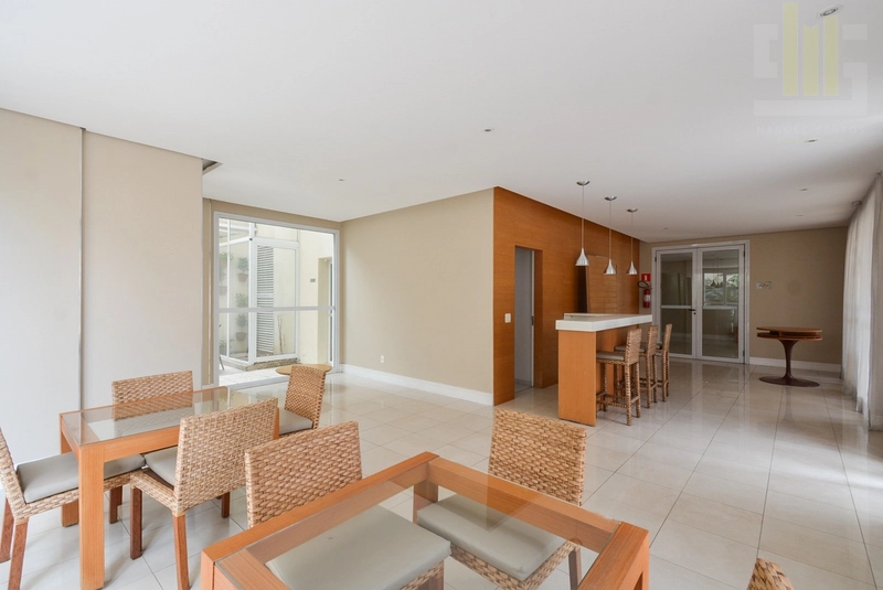 Apartamento em Perdizes, varanda, andar alto: 33ª foto da galeria de imagens do imóvel