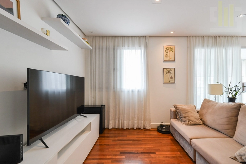 Apartamento em Perdizes, varanda, andar alto: 4ª foto da galeria de imagens do imóvel