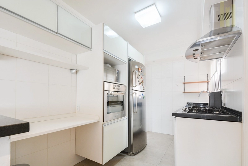 Apartamento em Perdizes, varanda, andar alto: 11ª foto da galeria de imagens do imóvel