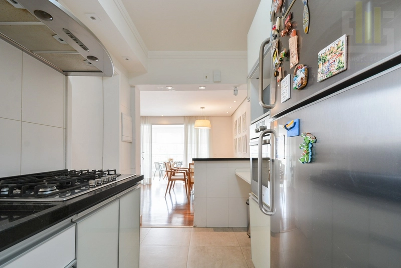 Apartamento em Perdizes, varanda, andar alto: 14ª foto da galeria de imagens do imóvel