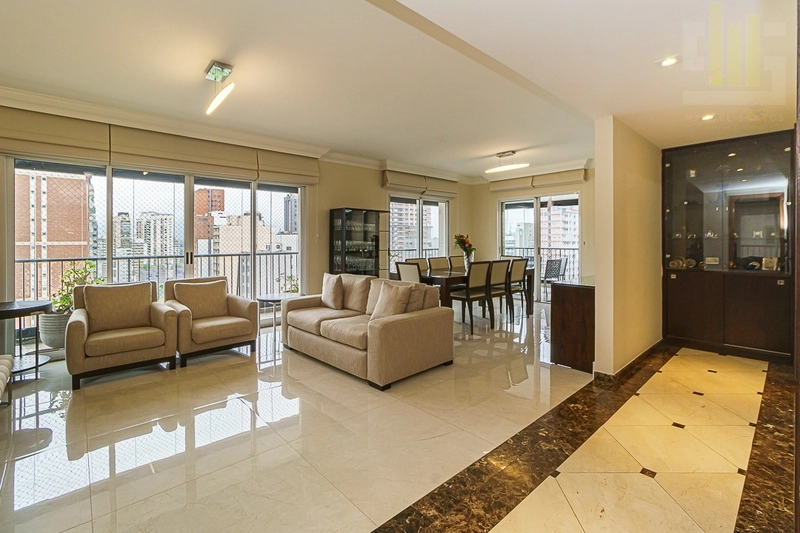Apartamento em Pinheiros com churrasqueira na Varanda: 1ª foto da galeria de imagens do imóvel