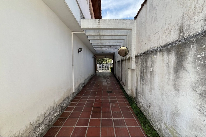 Casa no Alto de Pinheiros com 7 dormitórios e 10 vagas de garagem: 24ª foto da galeria de imagens do imóvel