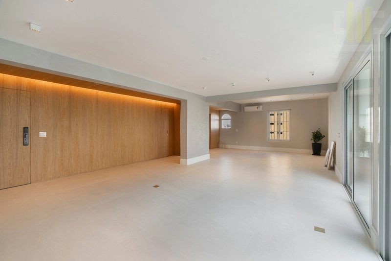 Apartamento 3 suítes no Jardins reformado e com 3 vagas de garagem: 2ª foto da galeria de imagens do imóvel