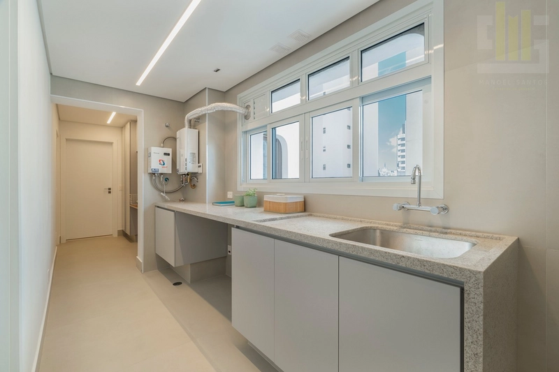 Apartamento 3 suítes no Jardins reformado e com 3 vagas de garagem: 13ª foto da galeria de imagens do imóvel