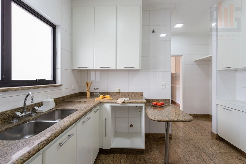 Apartamento em Higienópolis 3 suítes, 4 vagas com varanda: 35ª foto da galeria de imagens do imóvel
