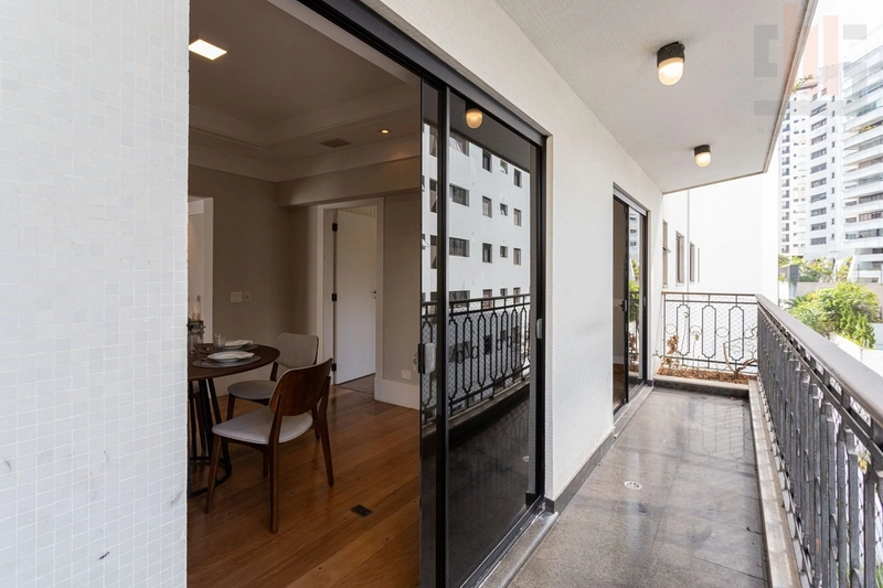 Apartamento em Higienópolis 3 suítes, 4 vagas com varanda: 21ª foto da galeria de imagens do imóvel
