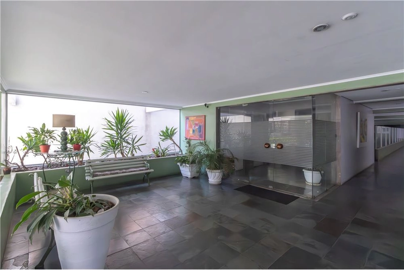 Apartamento 2 dormitórios 1 vaga em Pinheiros perto do metrô: 7ª foto da galeria de imagens do imóvel
