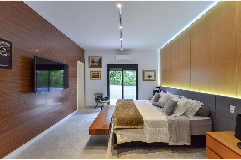 Casa no Jardim América 4 dormitórios 8 vagas, reformada e moderna: 17ª foto da galeria de imagens do imóvel