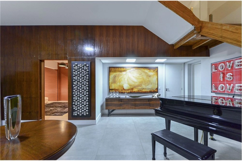 Casa no Jardim América 4 dormitórios 8 vagas, reformada e moderna: 5ª foto da galeria de imagens do imóvel