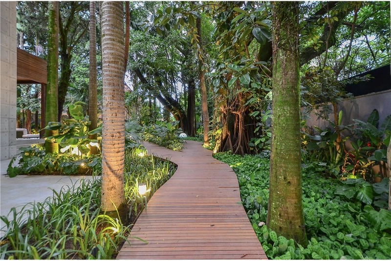 Casa no Jardim América 4 dormitórios 8 vagas, reformada e moderna: 76ª foto da galeria de imagens do imóvel