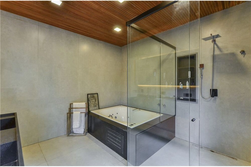 Casa no Jardim América 4 dormitórios 8 vagas, reformada e moderna: 14ª foto da galeria de imagens do imóvel