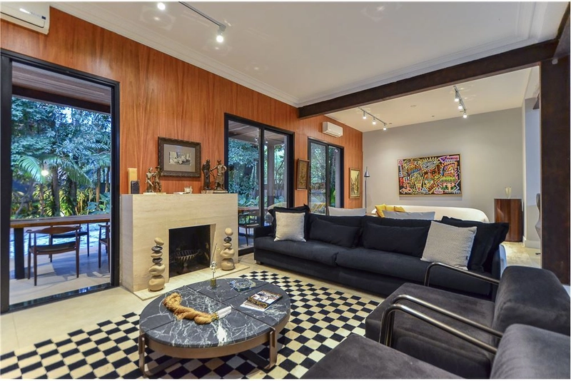 Casa no Jardim América 4 dormitórios 8 vagas, reformada e moderna: 3ª foto da galeria de imagens do imóvel