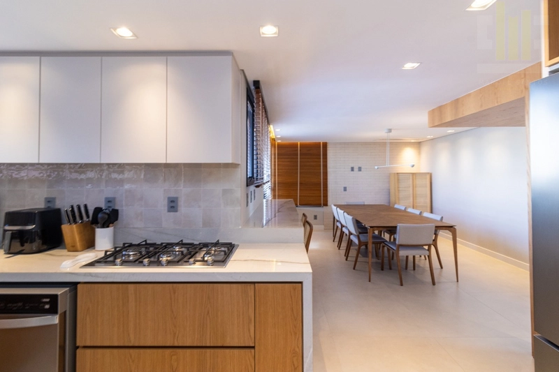 Apartamento com varanda na Vila Romana, Seminovo: 9ª foto da galeria de imagens do imóvel