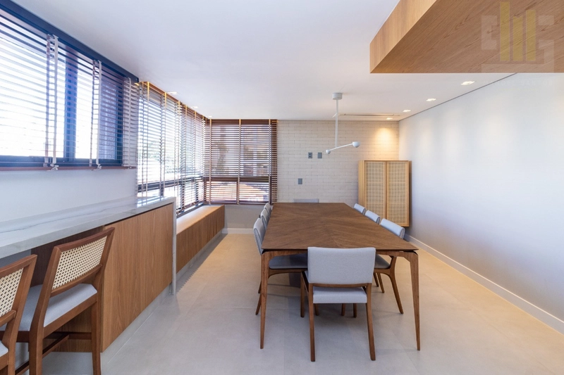 Apartamento com varanda na Vila Romana, Seminovo: 12ª foto da galeria de imagens do imóvel