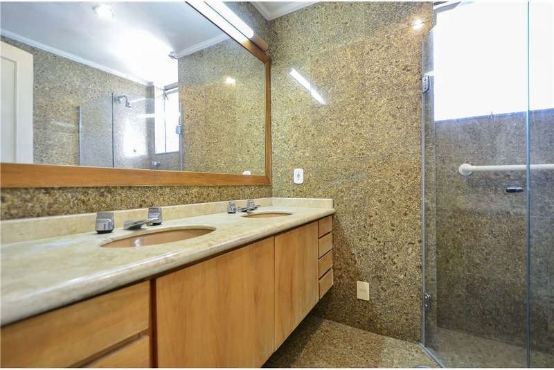 Apartamento 3 dormitórios Cerqueira Cesar 3 vagas: 2ª foto da galeria de imagens do imóvel