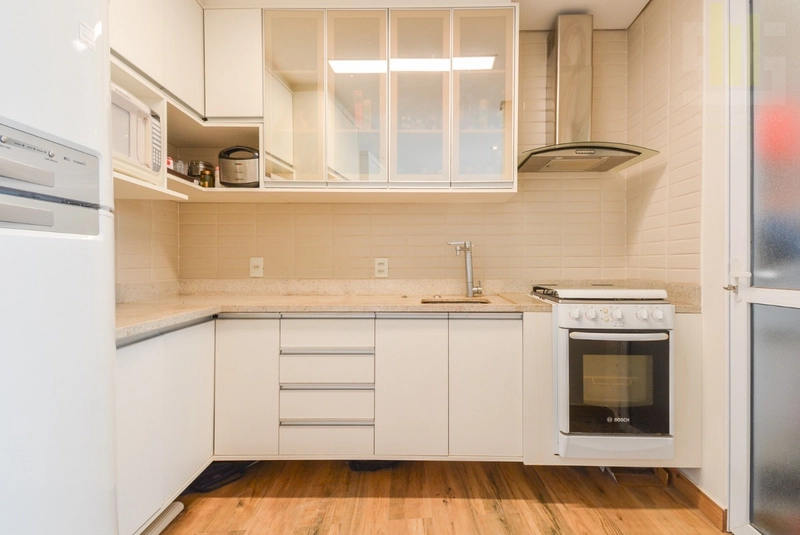 Apartamento 2 dormitórios em Pinheiros, varanda e lazer: 7ª foto da galeria de imagens do imóvel
