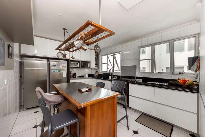 Apartamento 4 dormitórios no Jardins 1 suíte e 2 vagas de garagem: 7ª foto da galeria de imagens do imóvel