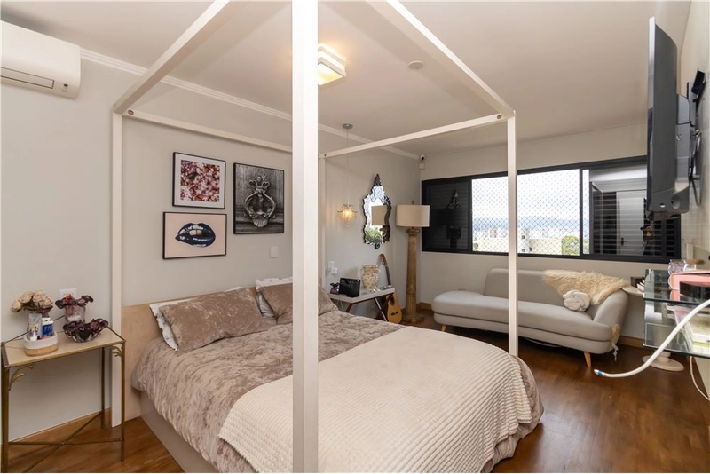 Apartamento 3 suítes 3 vagas no Alto da Lapa: 2ª foto da galeria de imagens do imóvel