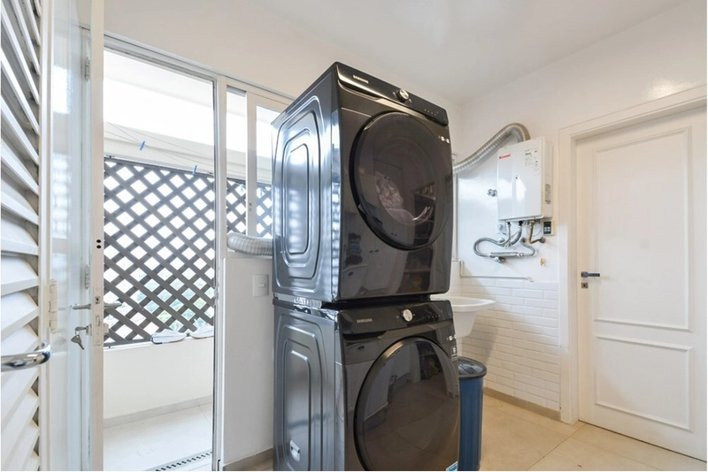 Apartamento 4 suítes em Pinheiros 4 vagas de garagem e varanda: 14ª foto da galeria de imagens do imóvel