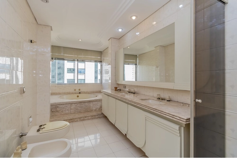 Apartamento 4 dormitórios 2 vagas em Higienópolis perto da Paulista: 17ª foto da galeria de imagens do imóvel