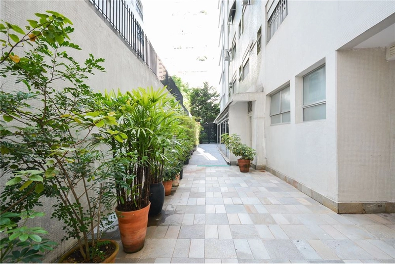 Apartamento 4 dormitórios 2 vagas em Higienópolis: 33ª foto da galeria de imagens do imóvel