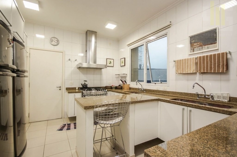 Apartamento 3 suítes Alto de Pinheiros, ao lado do Parque Vila Lobos: 18ª foto da galeria de imagens do imóvel