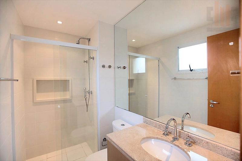 Apartamento 3 suítes, varanda, andar alto, com armários: 10ª foto da galeria de imagens do imóvel