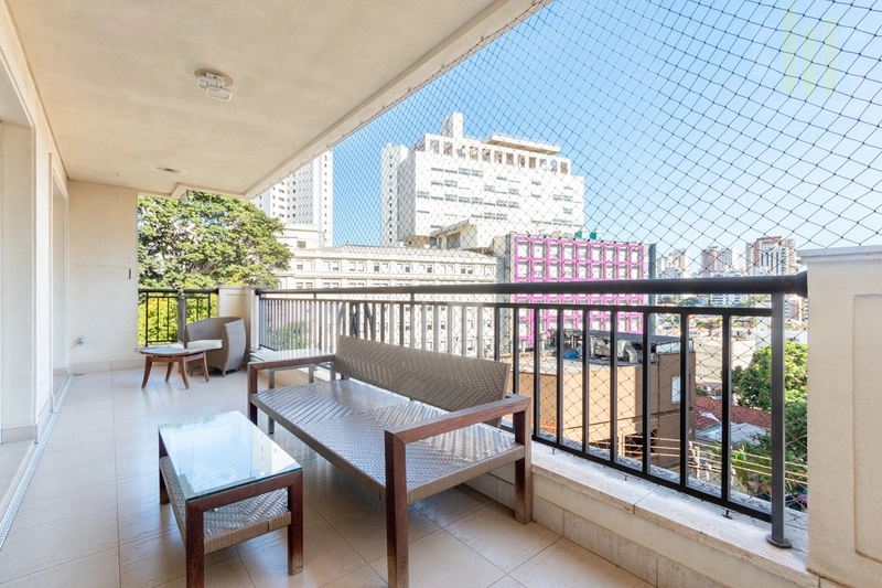 Apartamento em Higienópolis 4 dormitórios 3 vagas e com varanda: 3ª foto da galeria de imagens do imóvel