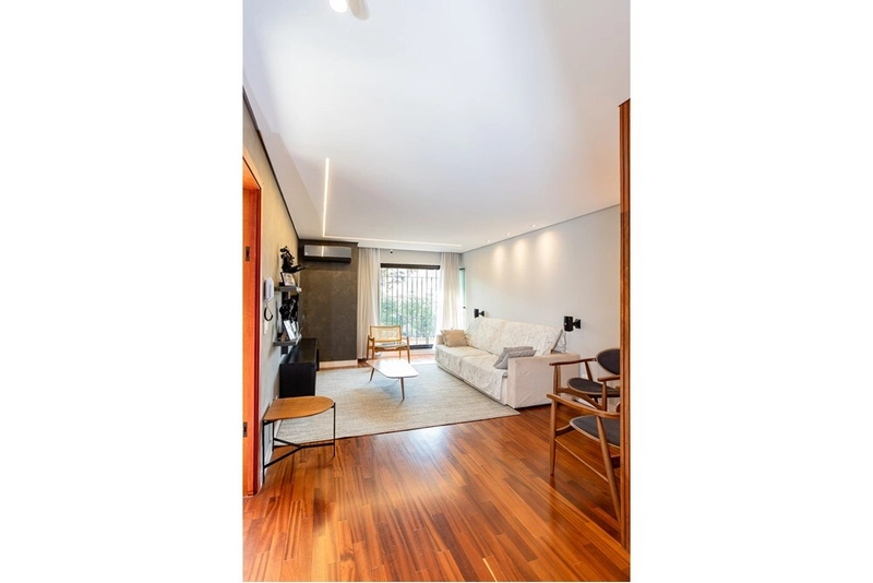 Casa 3 dormitórios 4 vagas na Vila Madalena Reformada: 30ª foto da galeria de imagens do imóvel