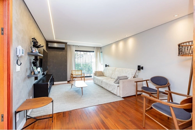 Casa 3 dormitórios 4 vagas na Vila Madalena Reformada: 4ª foto da galeria de imagens do imóvel