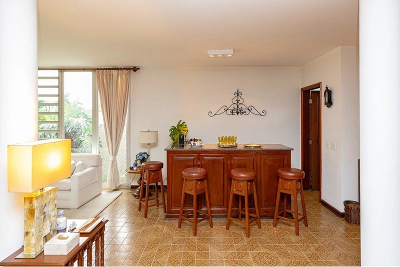 Casa 4 dormitórios no Alto de Pinheiros 5 vagas de garagem: 1ª foto da galeria de imagens do imóvel