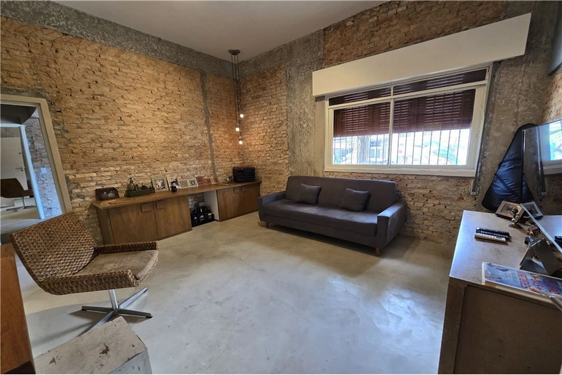 Apartamento 1 dormitório reformado na Santa Cecília: 1ª foto da galeria de imagens do imóvel