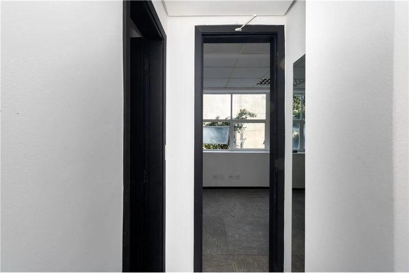 Sala Comercial na Faria Lima em Pinheiros: 12ª foto da galeria de imagens do imóvel