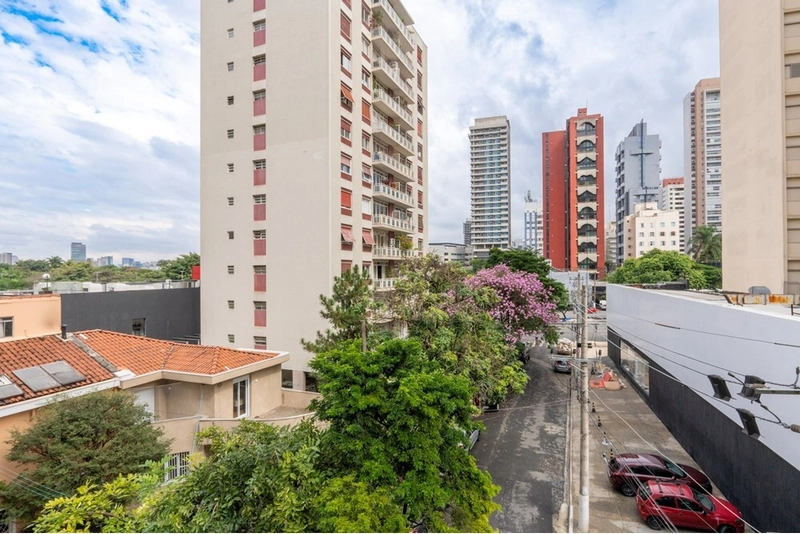 Apartamento com janelões em Pinheiros 3 dormitórios 1 vaga: 4ª foto da galeria de imagens do imóvel