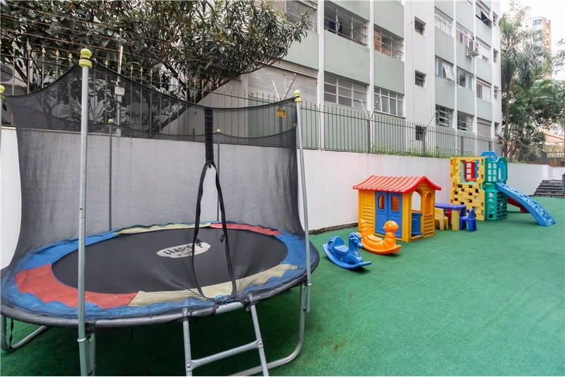 Apartamento 4 dormitórios 3 vagas no Jardim Paulista: 3ª foto da galeria de imagens do imóvel
