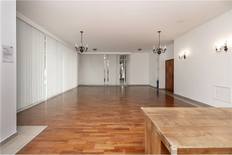 Apartamento 4 dormitórios 3 vagas no Jardim Paulista: 2ª foto da galeria de imagens do imóvel