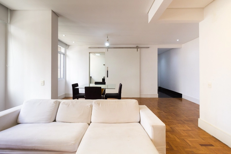 Apartamento 3 dormitórios 1 suíte em Higienópolis perto do Parque Buenos Aires: 2ª foto da galeria de imagens do imóvel