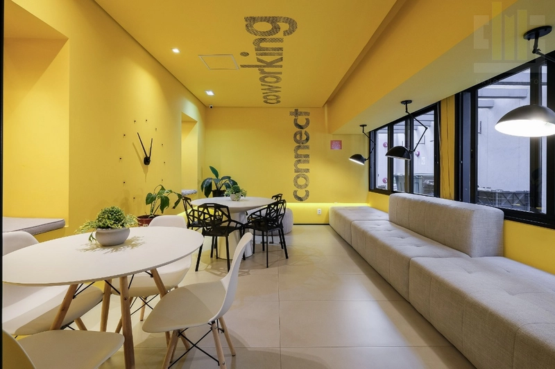 Studio na Santa Cecília, ao lado do metrô com varanda: 26ª foto da galeria de imagens do imóvel