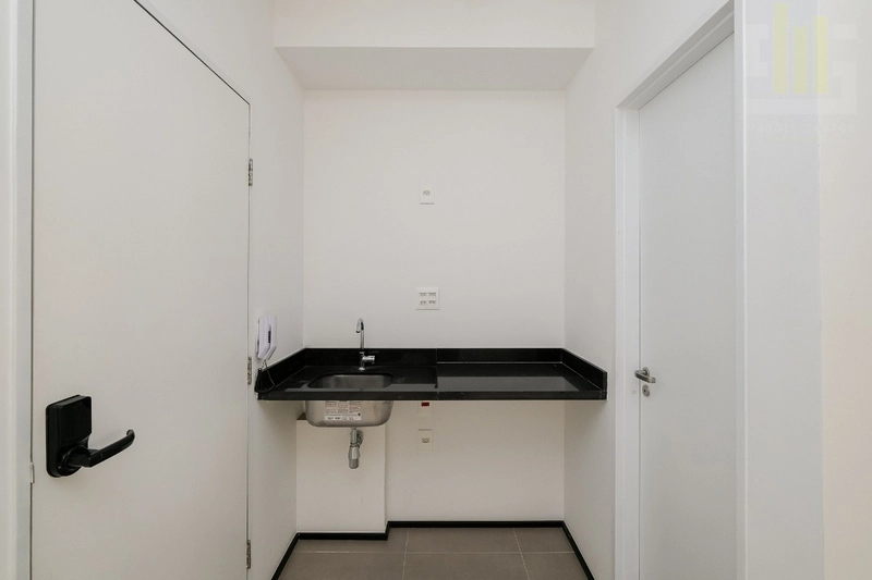 Studio na Santa Cecília, ao lado do metrô com varanda: 8ª foto da galeria de imagens do imóvel