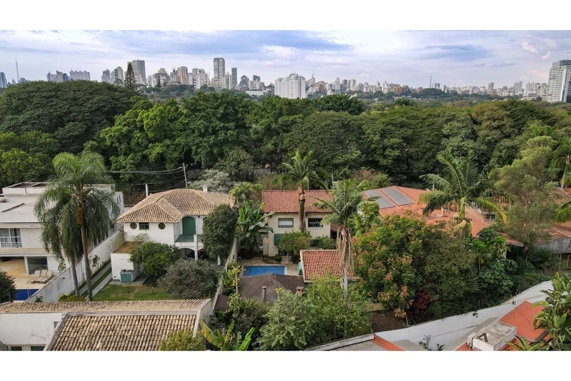Casa no Alto de Pinheiros 4 dormitórios 6 vagas de garagem: 37ª foto da galeria de imagens do imóvel