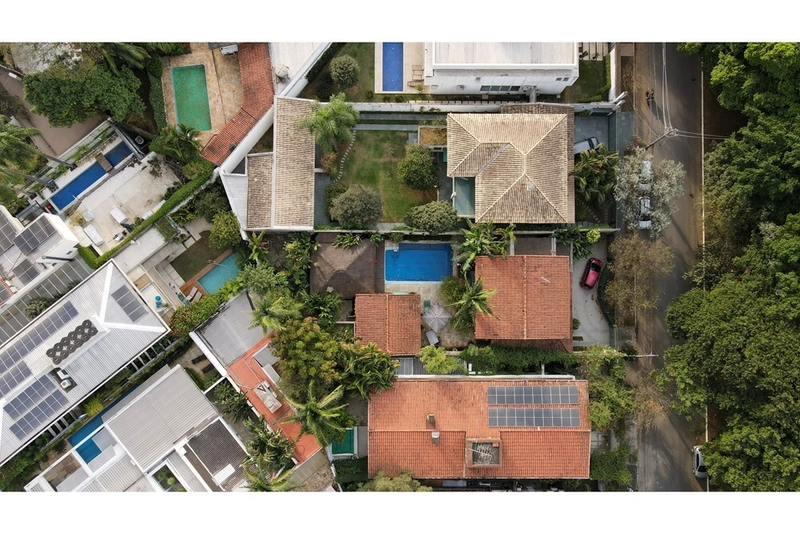 Casa no Alto de Pinheiros 4 dormitórios 6 vagas de garagem: 31ª foto da galeria de imagens do imóvel