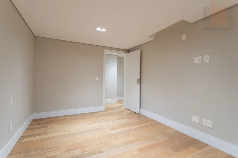 Apartamento 5 dormitórios em Sumaré, reformado: 30ª foto da galeria de imagens do imóvel