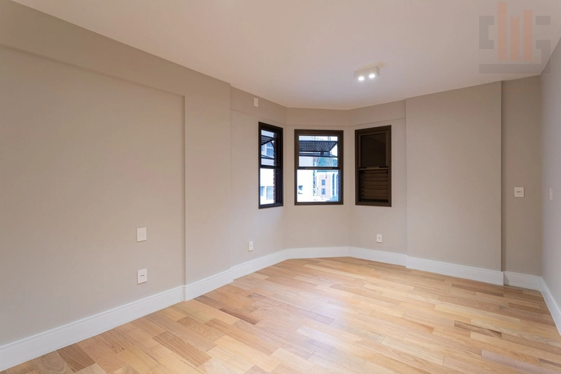 Apartamento 5 dormitórios em Sumaré, reformado: 38ª foto da galeria de imagens do imóvel