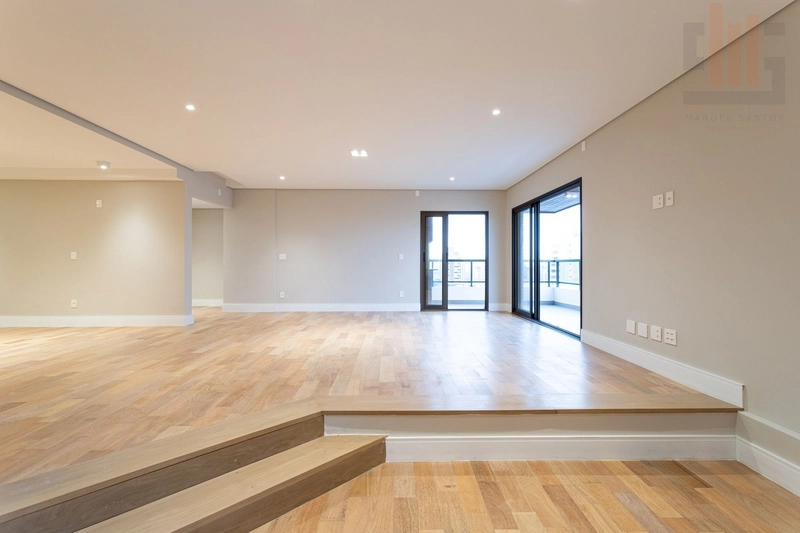 Apartamento 5 dormitórios em Sumaré, reformado: 4ª foto da galeria de imagens do imóvel