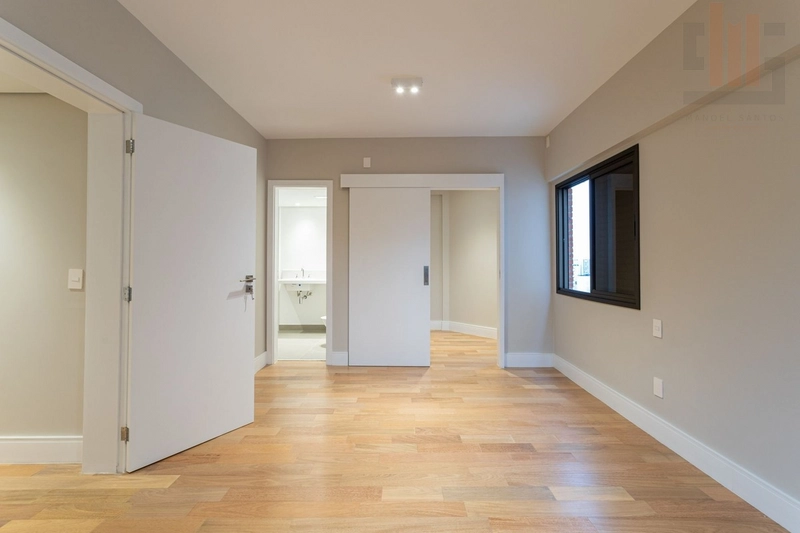 Apartamento 5 dormitórios em Sumaré, reformado: 41ª foto da galeria de imagens do imóvel
